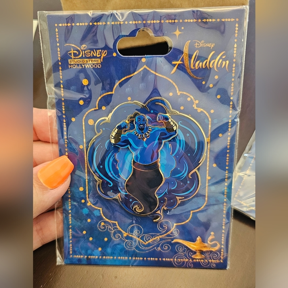 Disney Hollywood Studio Ghirardelli Alladin Live Action Genie Pin LE300